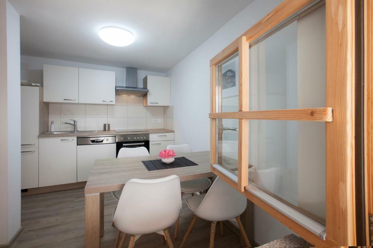 1861 Blejka Appartement